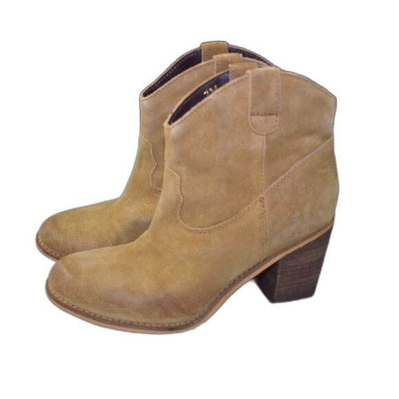 Matisse Western Ankle Booties Womens Size 7 Tan Suede Low Cowgirl Boots - Picture 1 of 9